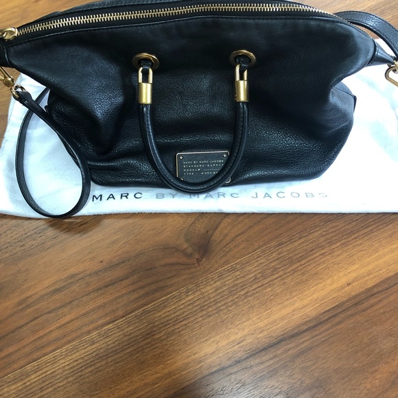 Marc By Marc Jacobs Handbags - Marc Jacobs black purse